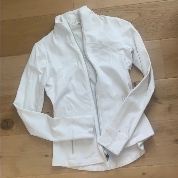 Lulu lemon sweater white size 6